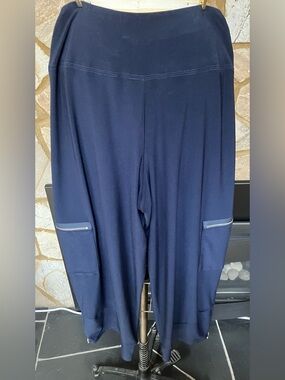 Sympli brand Navy Wide-Leg Cargo Pants